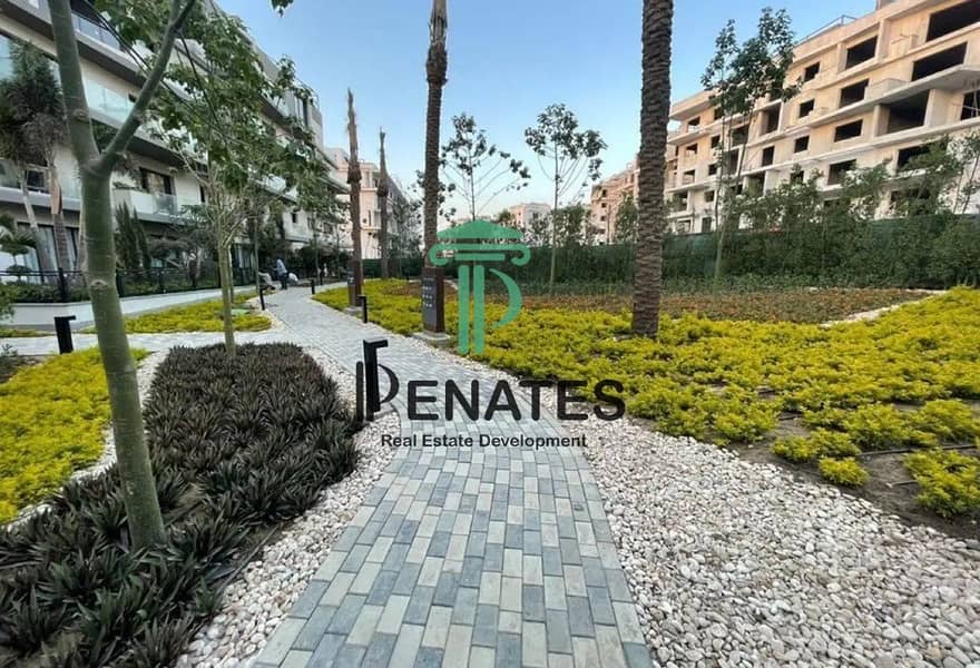 6 8178730-6ed5co. jpg