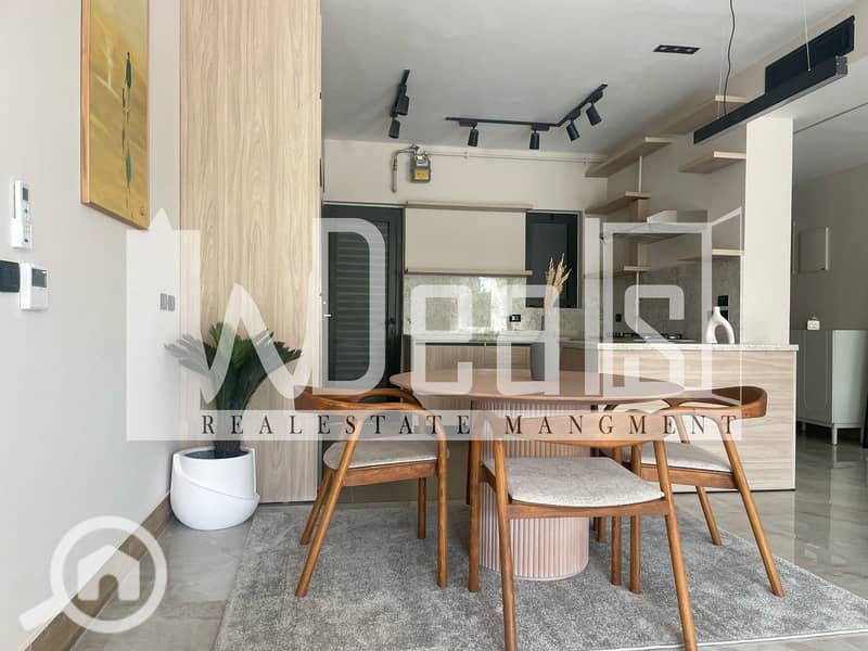 3 2aefa5d5-32ca-4175-a65e-632e161b2761. jpg