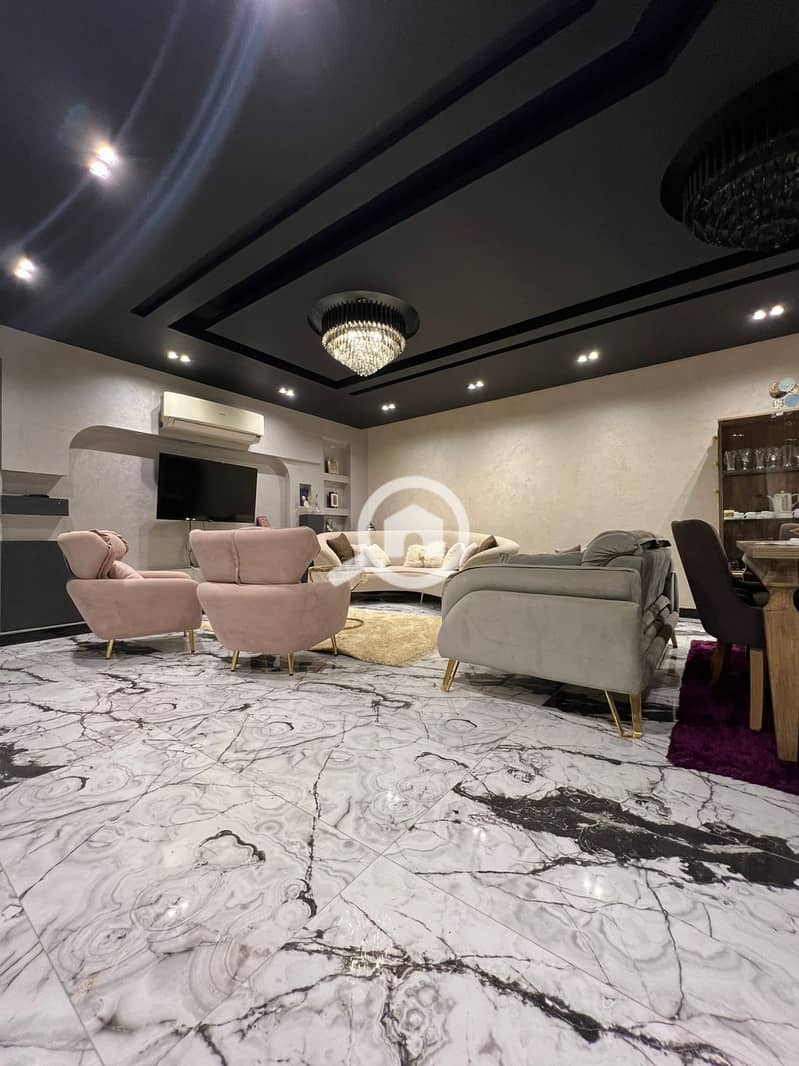 4 571216195_806828972140501_5762549382973983688_n. jpg