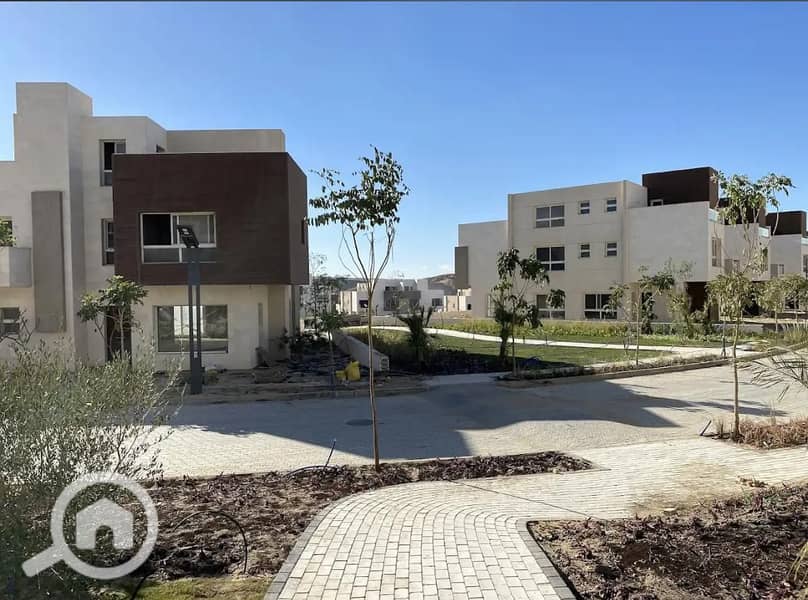 5 WhatsApp Image 2025-10-11 at 2.22. 13 PM. jpeg