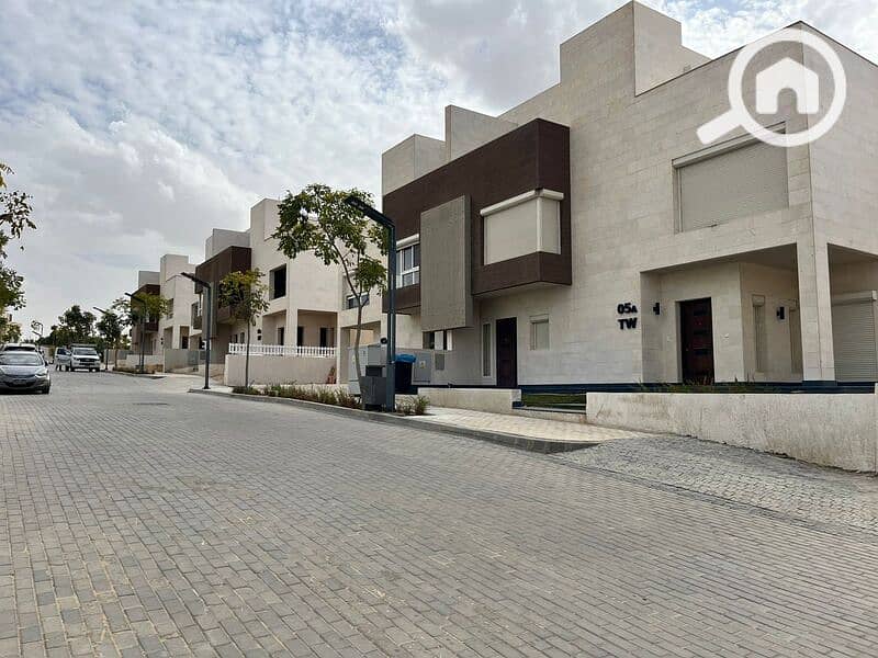 11 WhatsApp Image 2024-09-08 at 3.41. 11 PM (1). jpeg