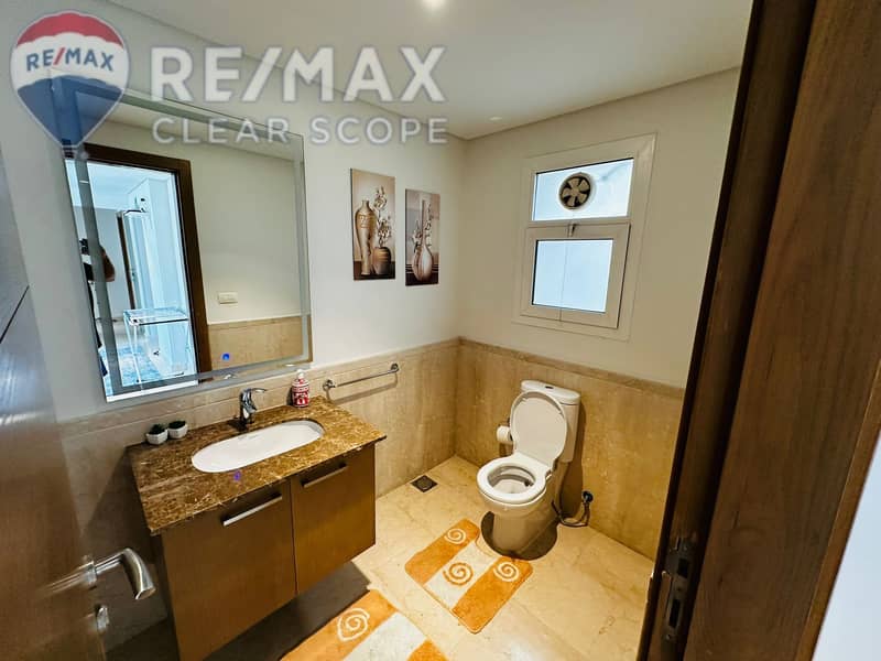 9 33695c95-d2b3-4bc3-95f7-81289d4161f3. jpg