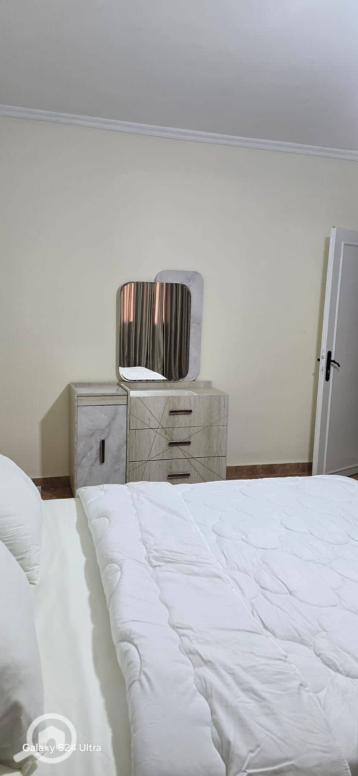 11 90fb4f5a-e95f-4aaa-b980-72b393d658f0. jpeg