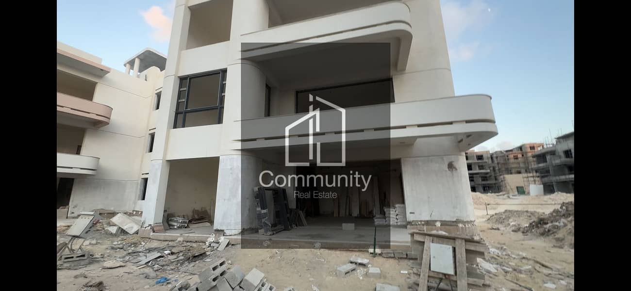 16 7445e5e8-f0a0-4219-ba55-b651e75bc415. png