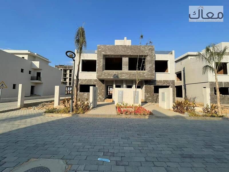 23 136e937b-3e5b-49f8-8397-164ad3559bf8. jpeg