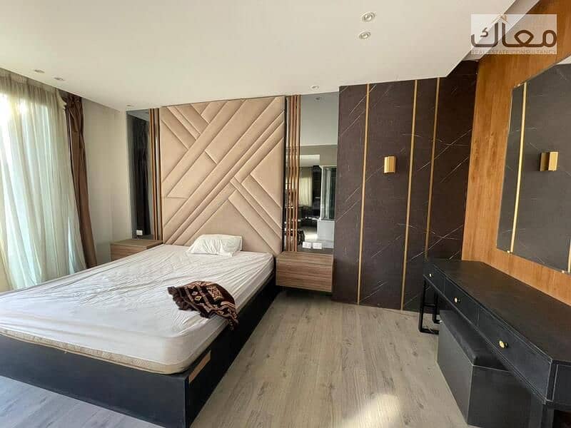 32 1902aa59-af45-4c35-b47f-b1b67f6cdfd3. jpeg