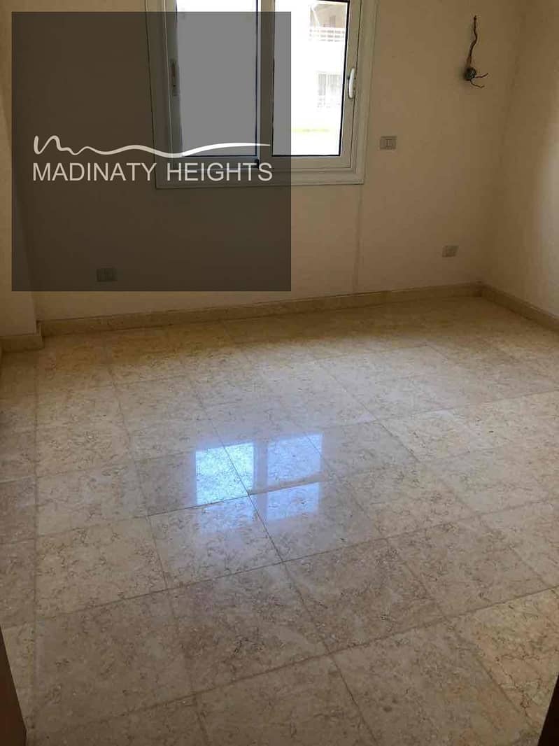 4 176624d2-b7bd-4bb6-a758-c41e09c6b5ff. jpg