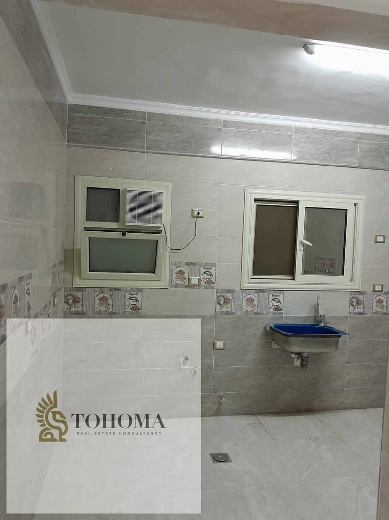 6 86e57a7d-28bc-4e9a-8a2b-f3925e69ad38. jpg