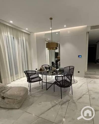 4 Bedroom Flat for Sale in 6th of October, Giza - IMG-20251106-WA0216. jpg