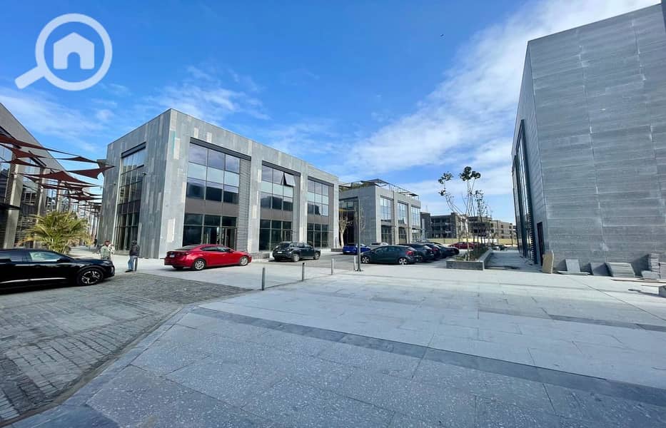 6 WhatsApp Image 2024-12-16 at 10.30. 24 AM_1400x900. jpg