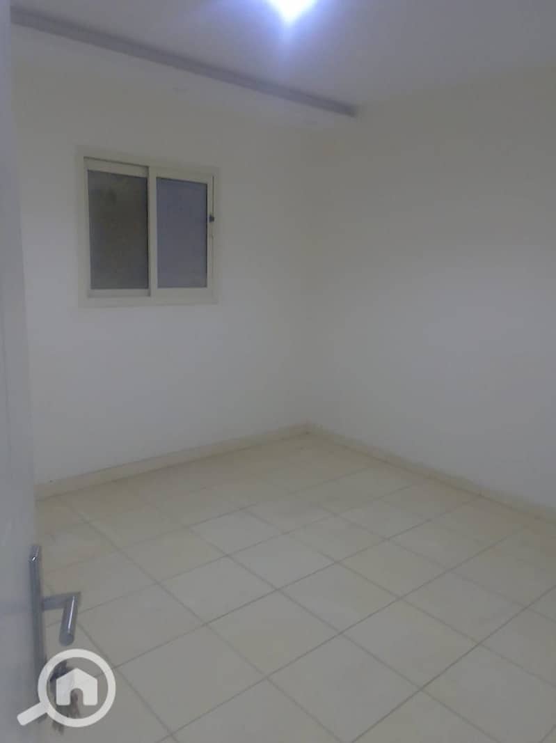 9 c1ef9416-1a91-4507-b2a1-2fb9ff7e71c9. jpg