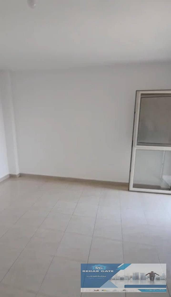 9 aca48836-8318-4f59-8b76-d1695b359ec9. jpg