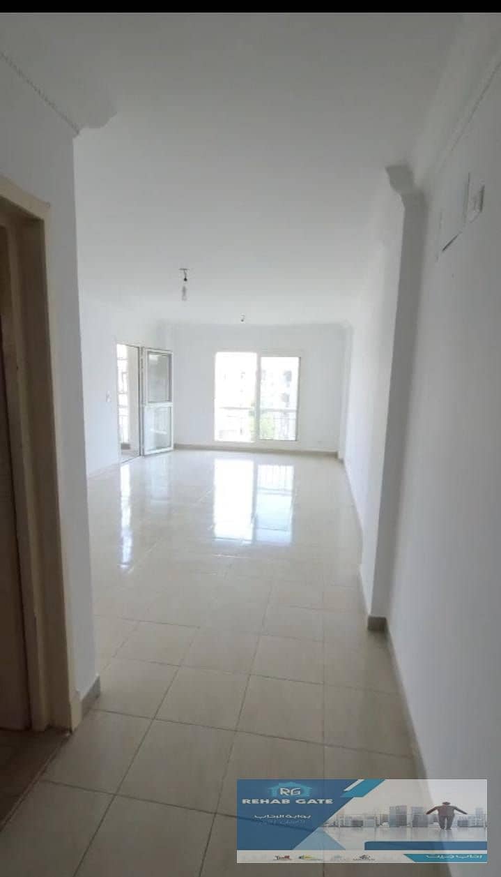 10 6081e80f-4509-40a0-ac40-4cf2c379d07b. jpg