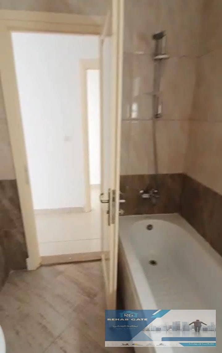 13 8a295dd6-da5a-4227-8091-4bd63737f5df. jpg