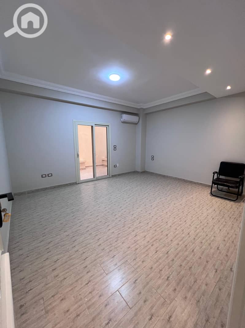 2 WhatsApp Image 2025-11-06 at 5.08. 36 PM. jpeg