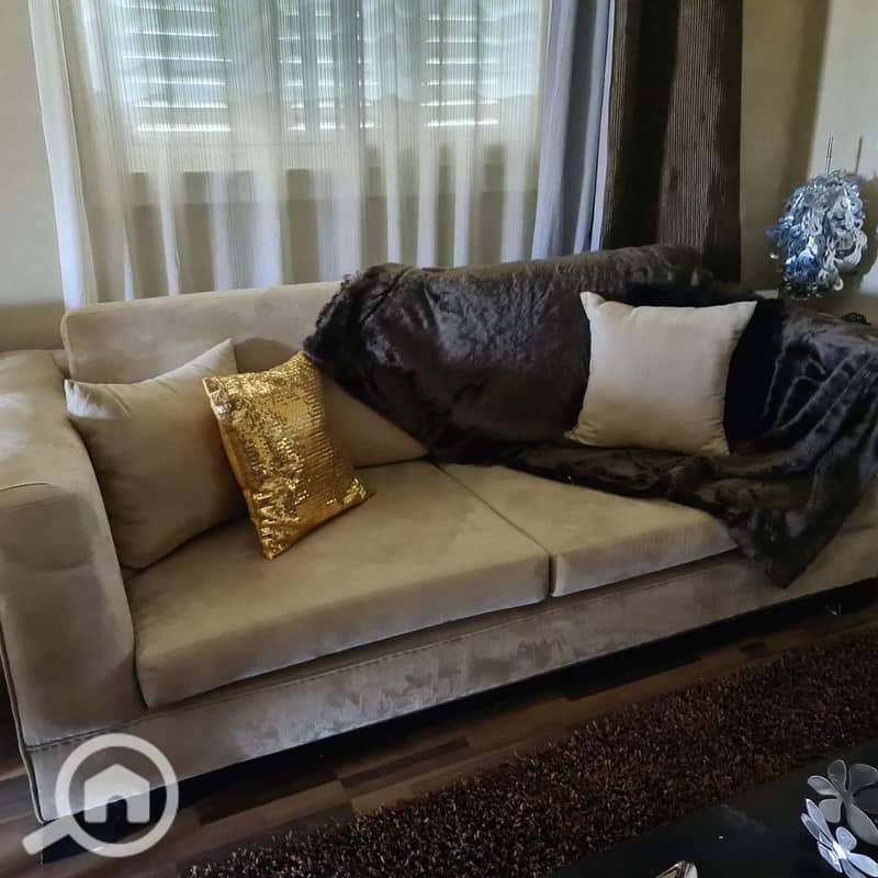 10 cee559fa-a12a-4dc8-9e5e-6282408be7f6. jpeg