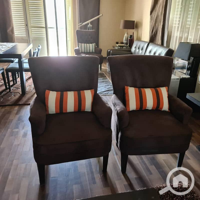 14 bdb3e483-9c66-45b3-bdcf-51e5188db9cd. jpeg