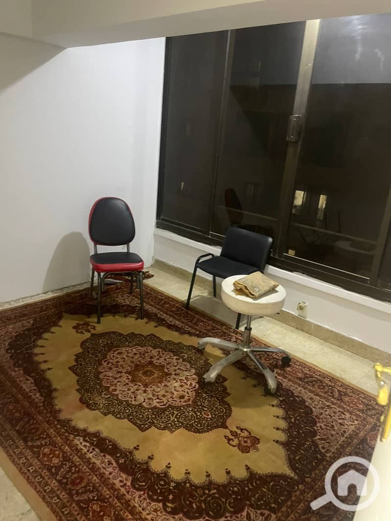 10 e6cb3279-b826-4635-b29e-472f9e94a9a8. jpg