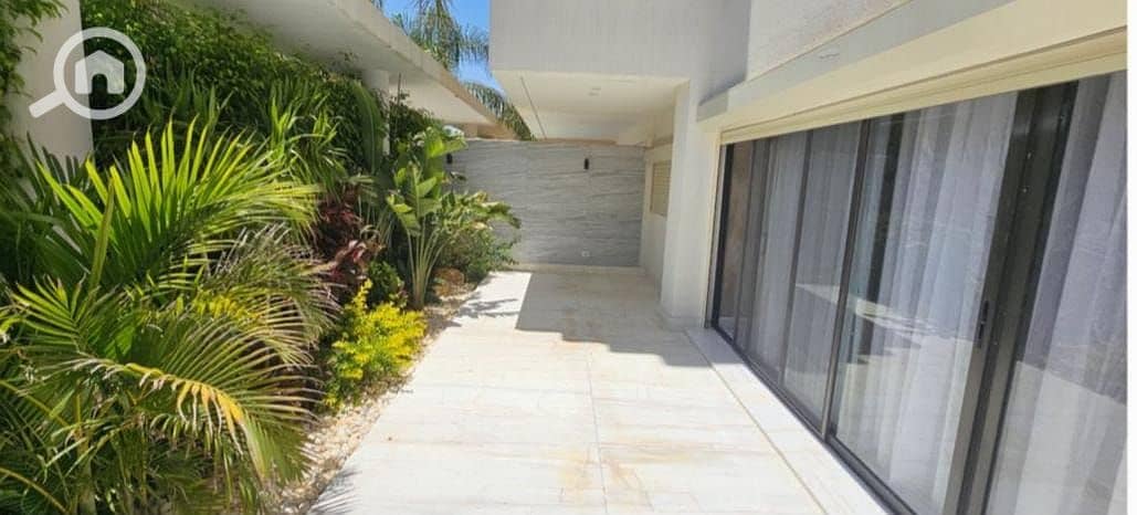 10 20fef478-2c6f-4b7d-9dd7-0f951fdb0dbc. jpeg