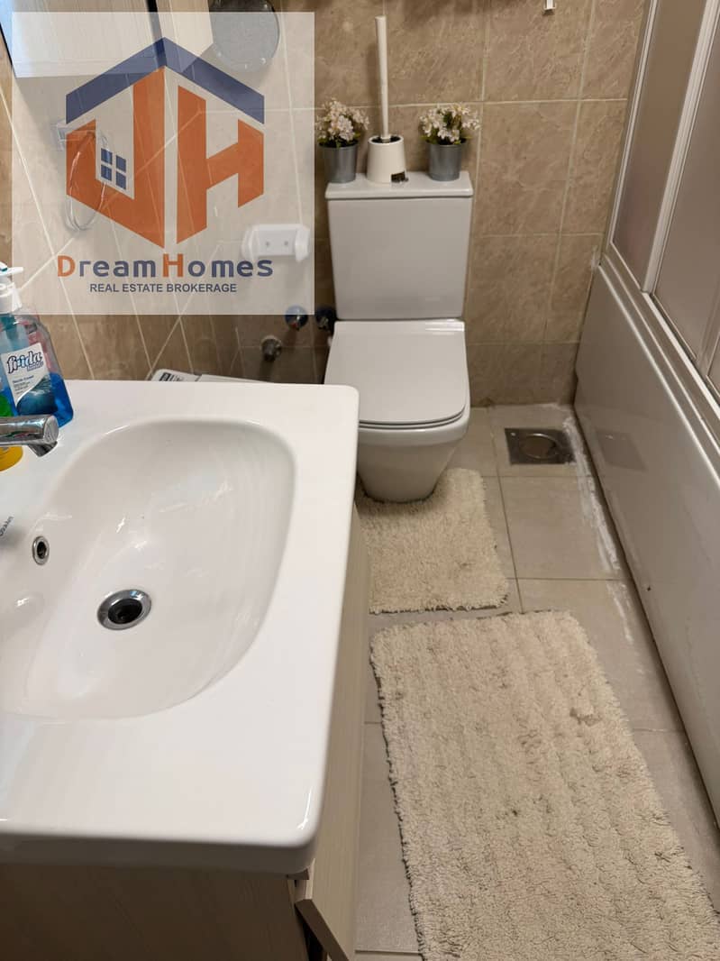 3 WhatsApp Image 2025-11-06 at 17.00. 06 (1). jpeg