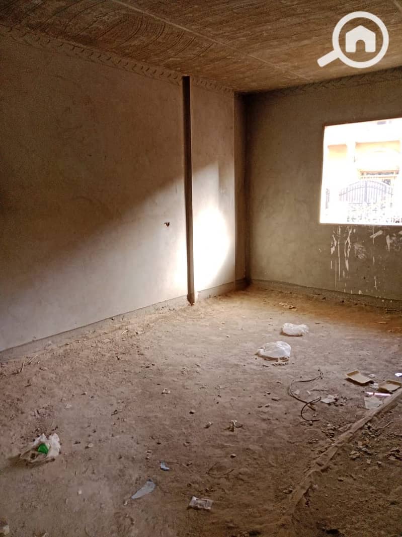 2 3405b579-11be-4885-8d53-79c94264b83b. jpeg