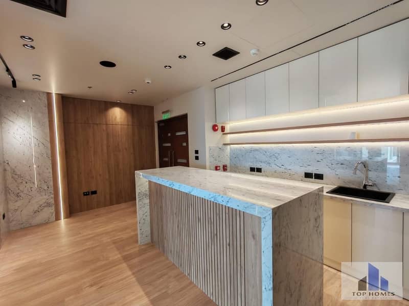 7 WhatsApp Image 2025-11-06 at 4.10. 18 PM (3). jpeg