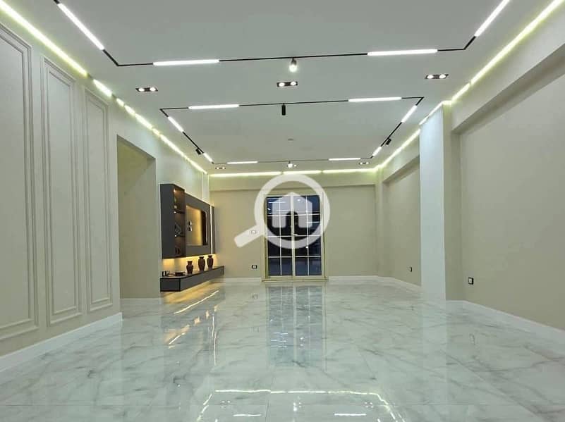 2 b496582b-7e5e-4b58-88dc-3fc2f89cc1a9. jpeg