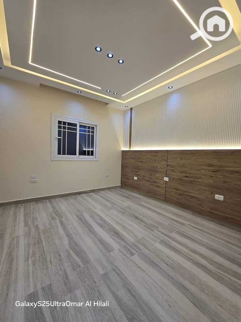 3 885e7a6b-3e3b-45a4-95d2-81979d74ebc0. jpeg