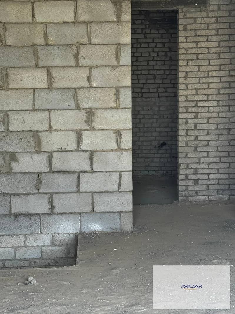 8 WhatsApp Image 2025-11-06 at 17.17. 50_4d49b62a. jpg