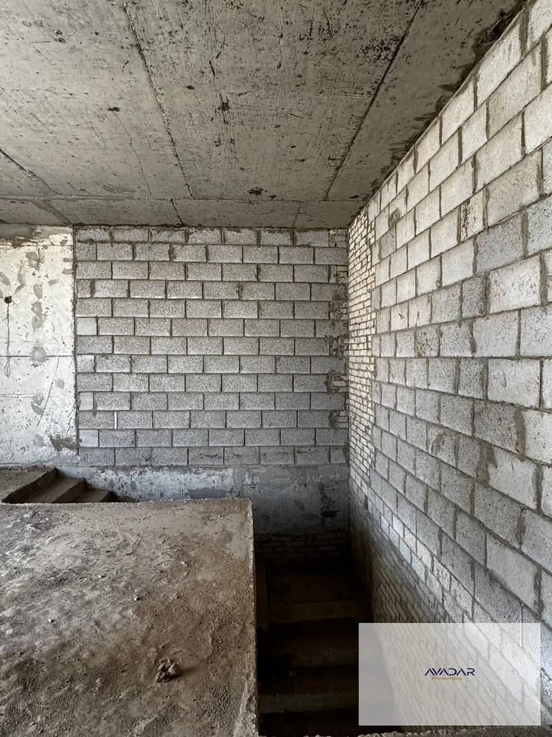 9 WhatsApp Image 2025-11-06 at 17.17. 50_a03666f7. jpg