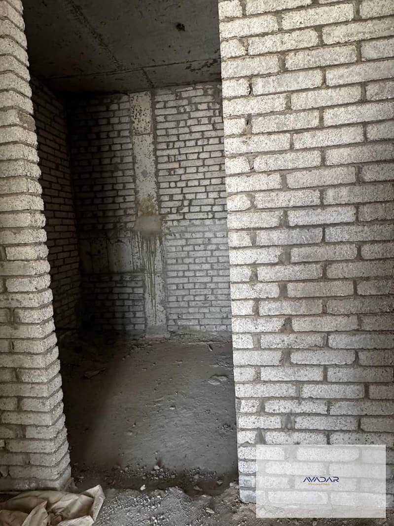 10 WhatsApp Image 2025-11-06 at 17.18. 41_86ce2596. jpg