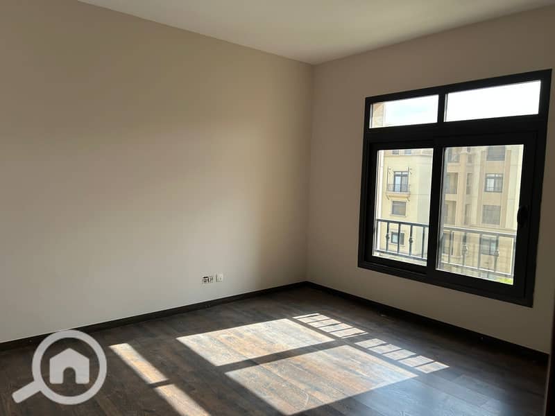 17 WhatsApp Image 2025-11-06 at 2.50. 28 PM (1). jpeg