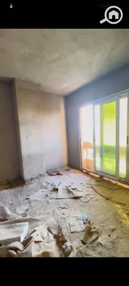 2 4eb85e8f-c42c-420c-8034-a8d881050fdc. jpeg