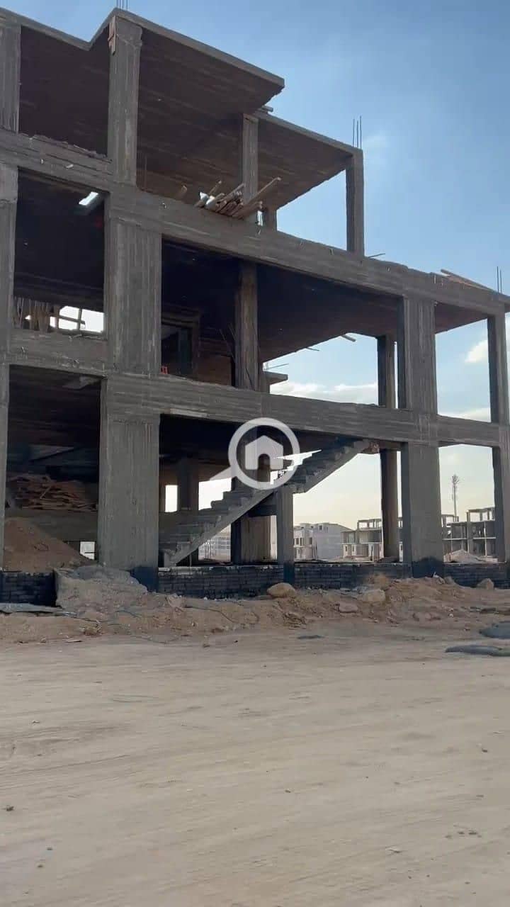 9 WhatsApp Image 2025-11-06 at 4.54. 11 PM (4). jpeg