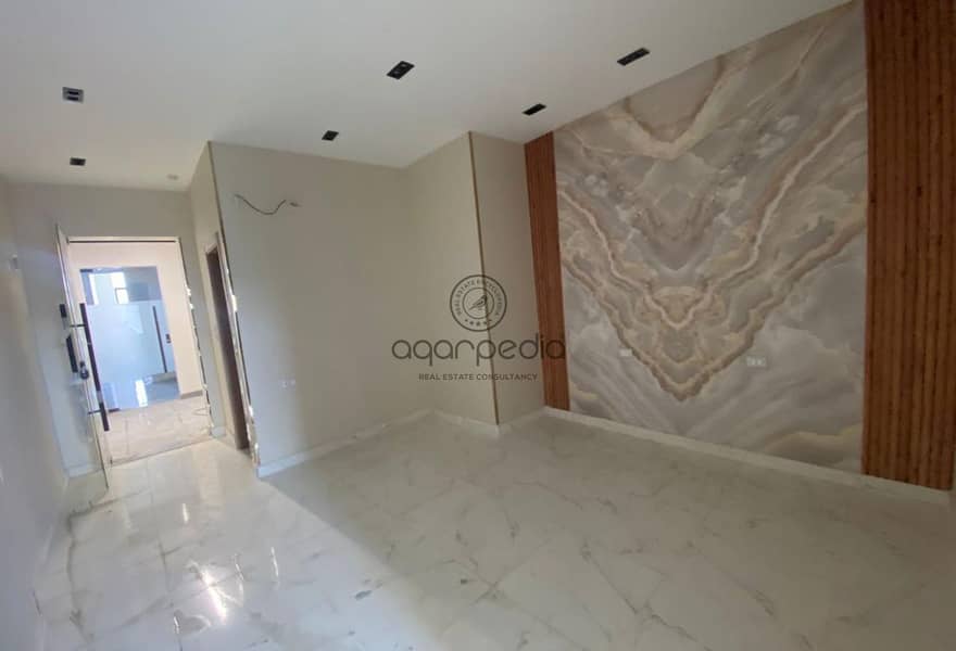 8 d38b23d7-ffbb-457b-a1ee-37adfe0e9df4. jpg