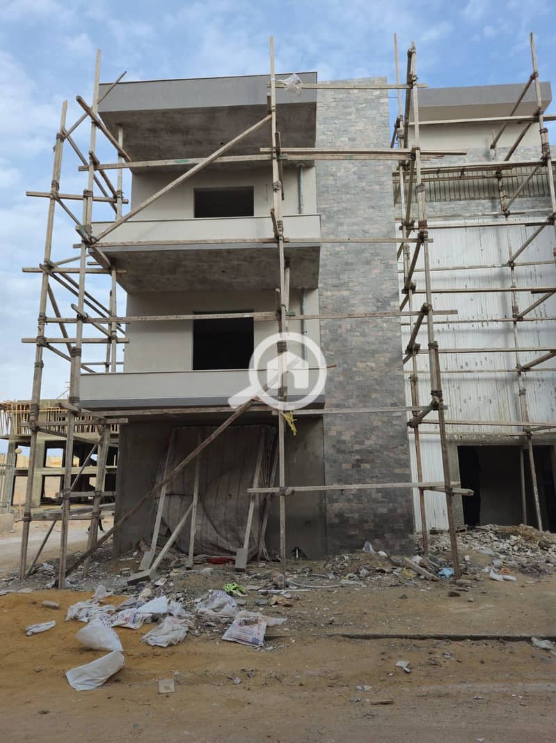 10 WhatsApp Image 2025-10-06 at 1.02. 22 PM. jpeg