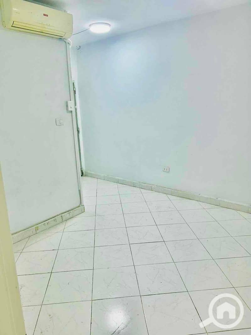 4 fdd5e2f6-d647-4461-96db-c26ca5b4d82e. jpg