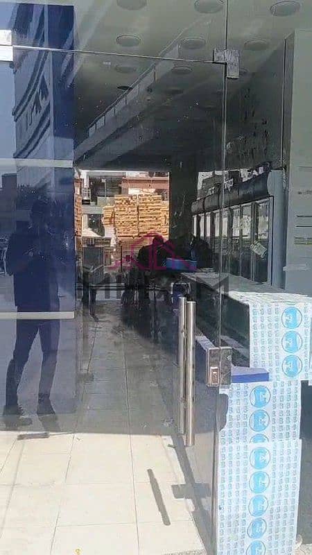 3 photo_5793951766557690743_x. jpg