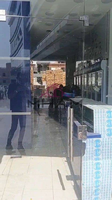 9 photo_5793951766557690751_x. jpg