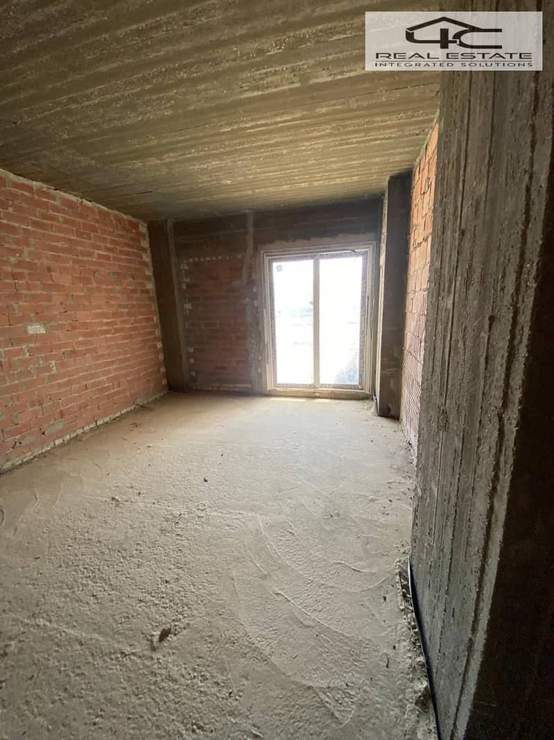 6 WhatsApp Image 2025-11-06 at 17.36. 19 (4). jpeg