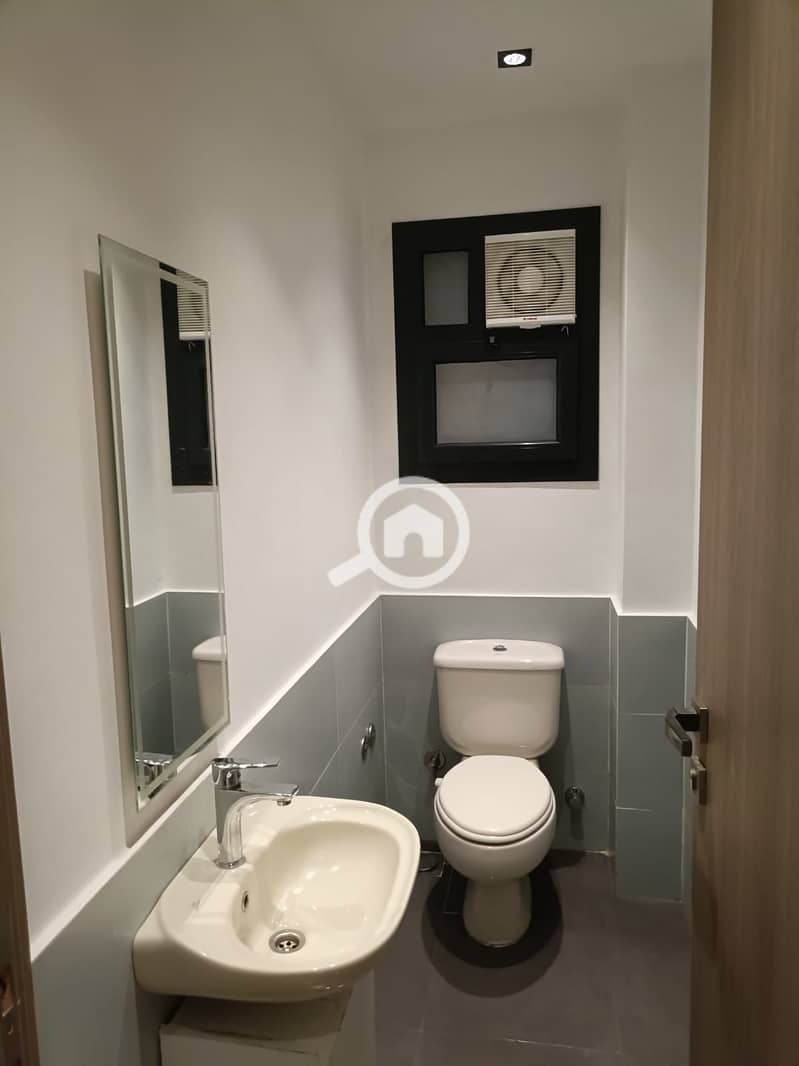 13 eb46919e-74f4-4e9d-9585-26c2370801c4. jpeg