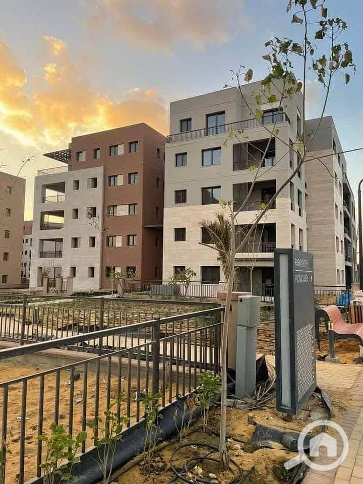 9 566294188_1478357393390732_2631492010884958887_n. jpg