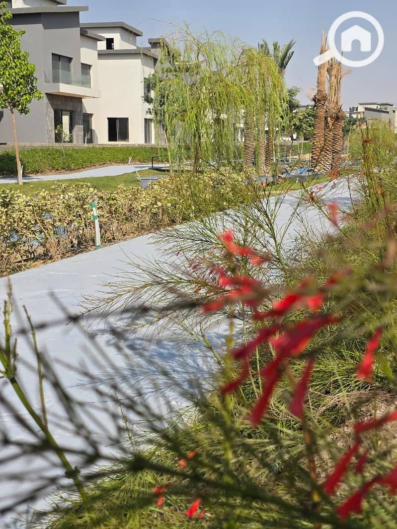 12 WhatsApp Image 2025-09-28 at 1.47. 45 PM (2). jpeg