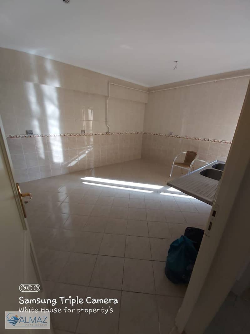 10 WhatsApp Image 2025-11-06 at 3.53. 44 PM. jpeg