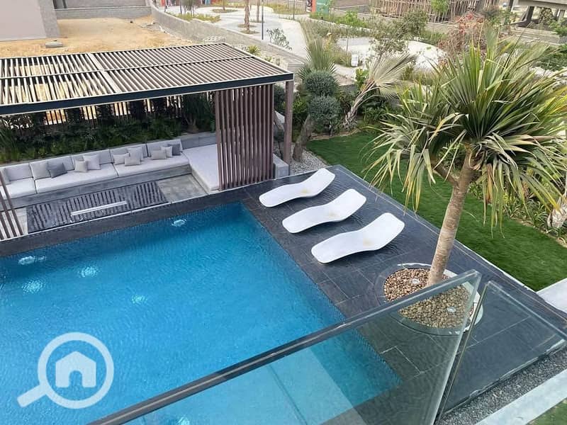 8 557514314_32085853237679684_2848407563975335080_n. jpg