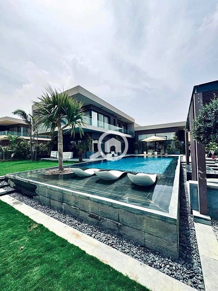 9 557634399_32085853137679694_1716878148344460255_n. jpg