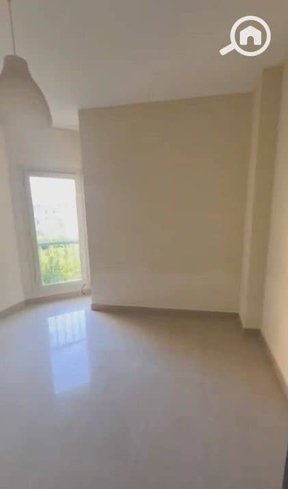 2 WhatsApp Image 2025-11-06 at 17.44. 22_058fcb28. jpg