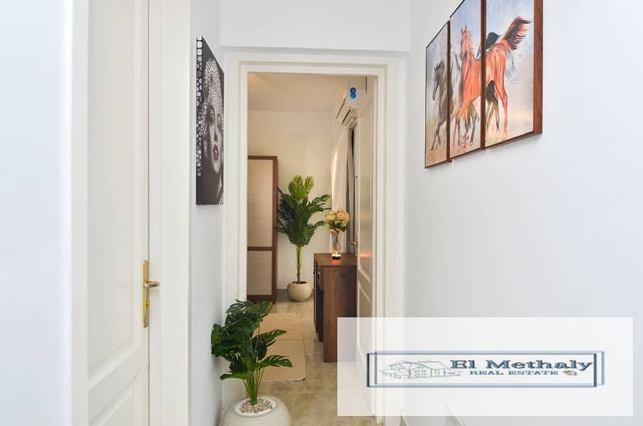 5 ecbe5c6b-9116-4f2f-a3cb-9d0aac26ba3c. jpg