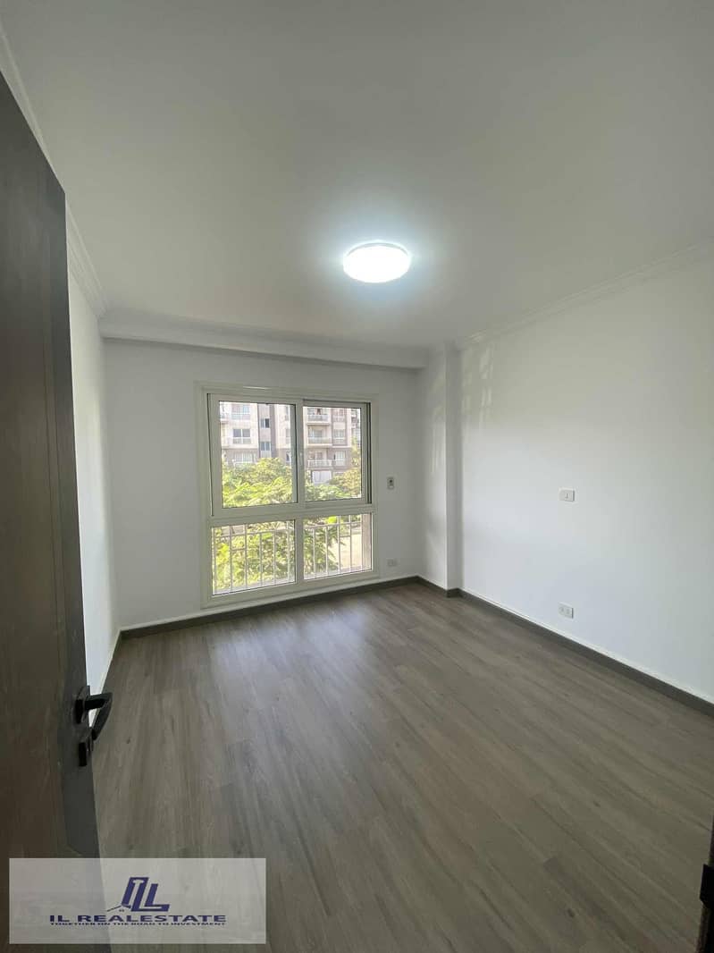 4 d1512978-aec0-450c-bd23-e17fc5868bc0. jpg