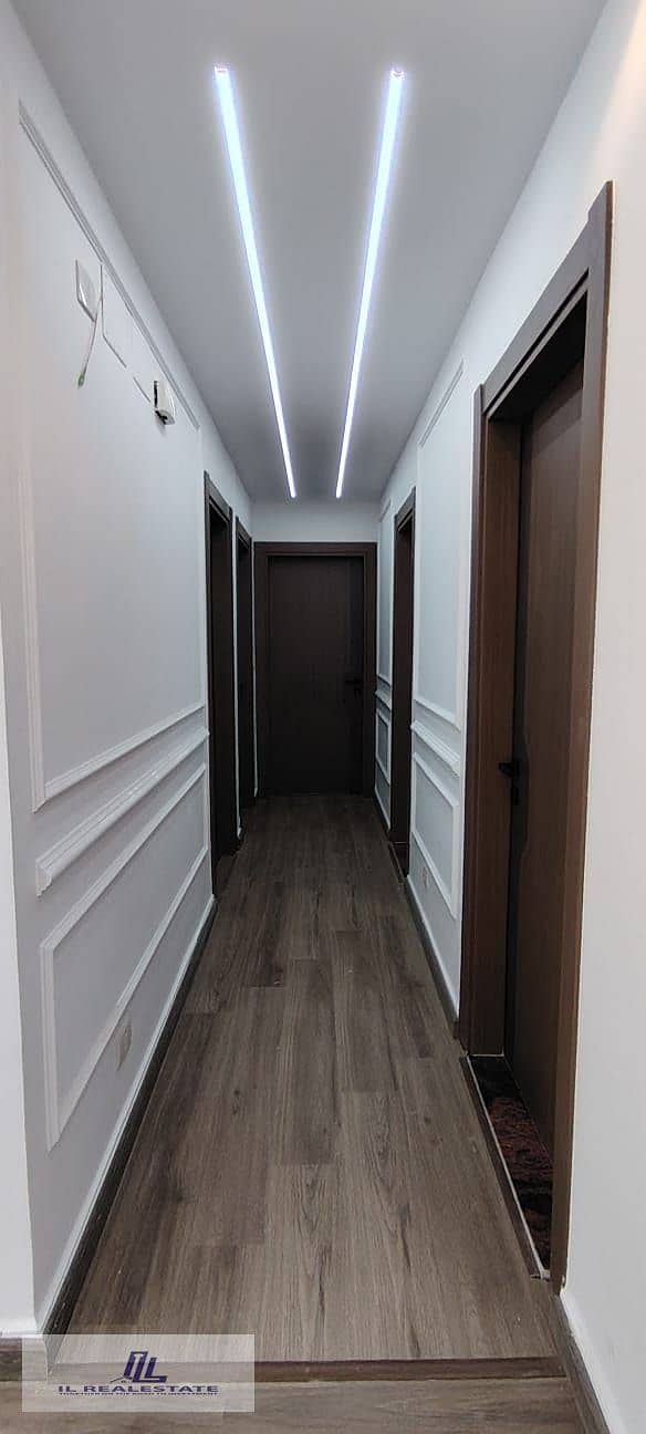 9 e649e925-e069-4a1c-92ce-7b02fe4a25e8. jpg